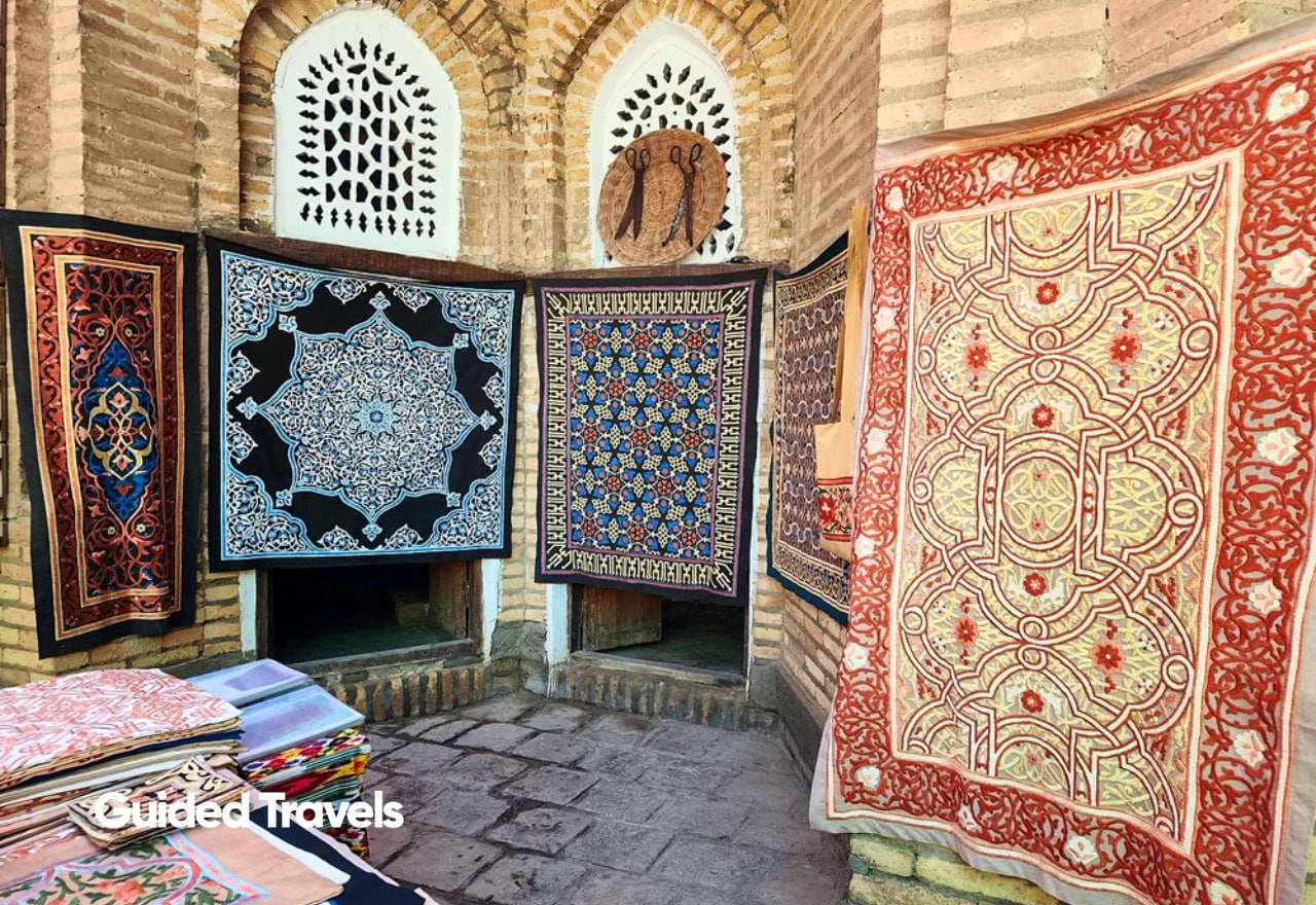  Bazaar & Artisan Workshops